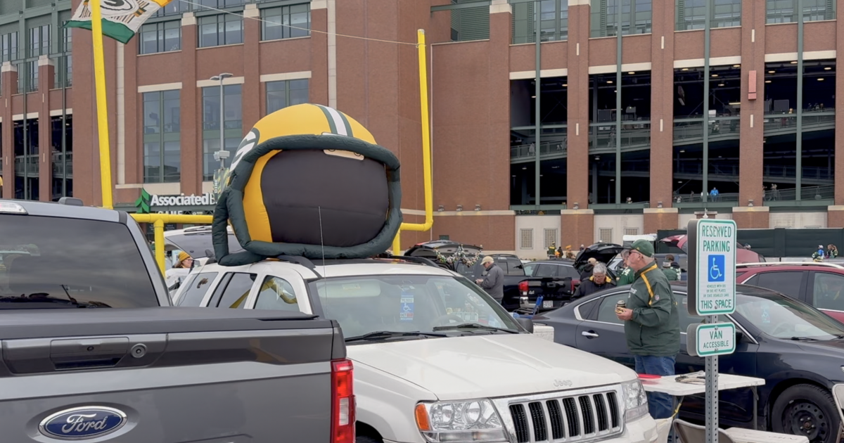 Packer Backers Madison's 'Packer Backers' welcome tailgaters from across the country