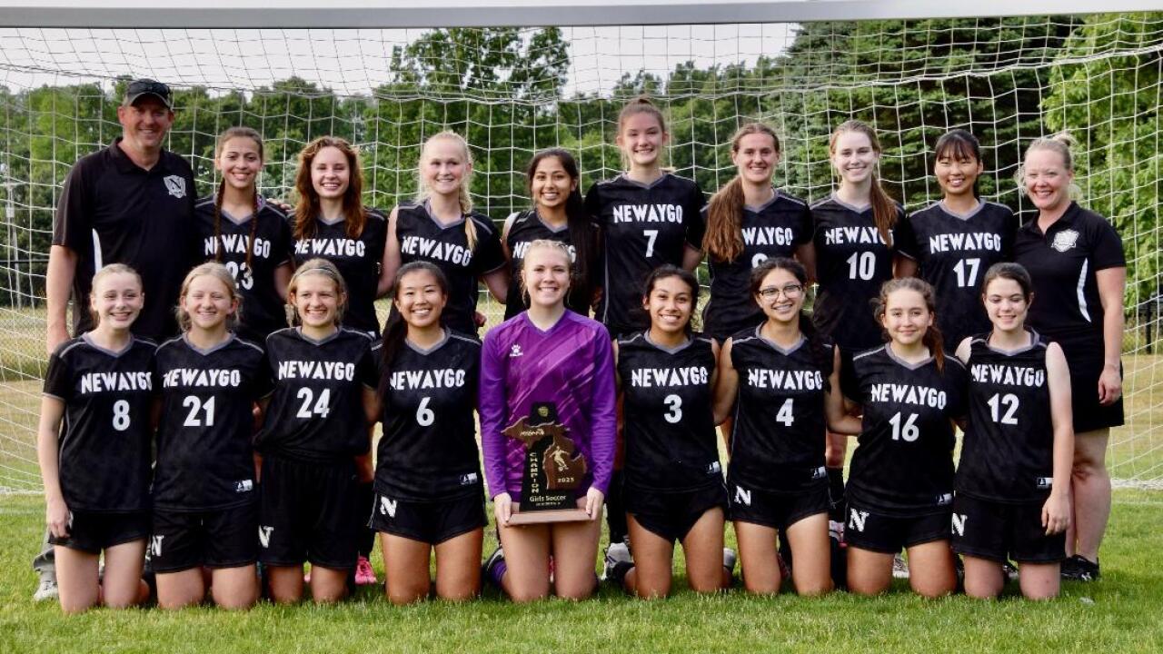 Newaygo girls soccer