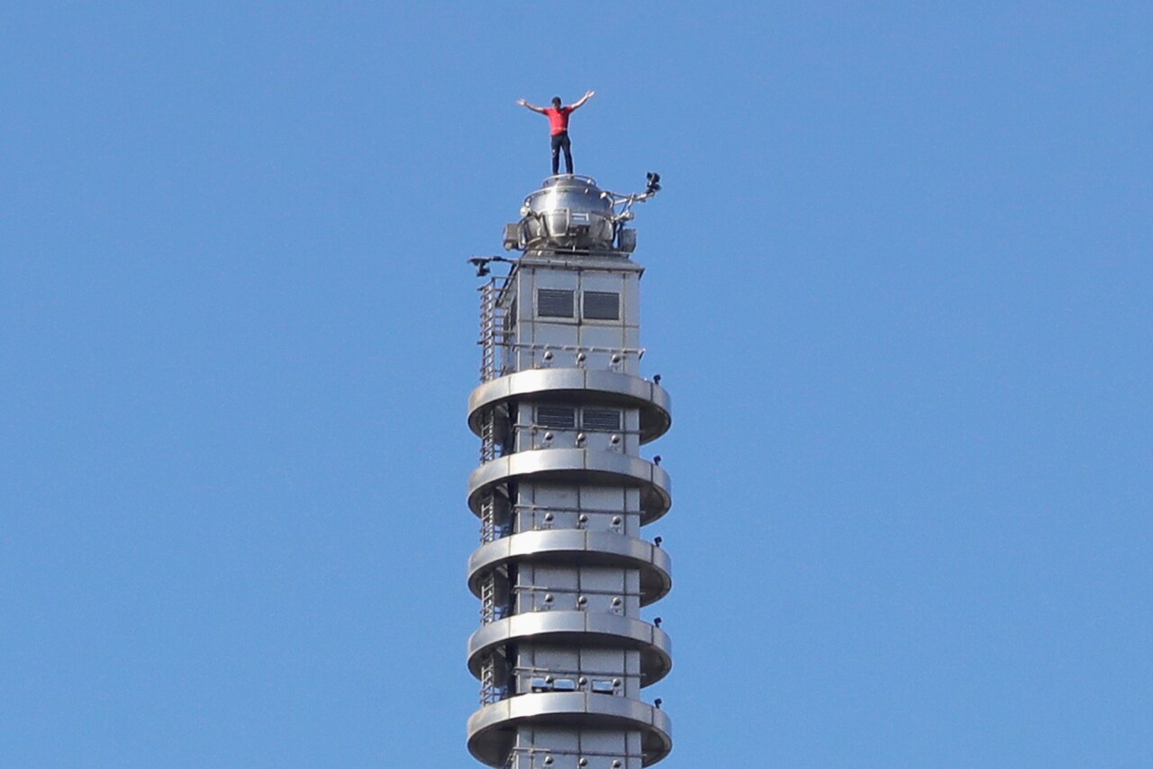 Taiwan Alex Honnold Taipei 101
