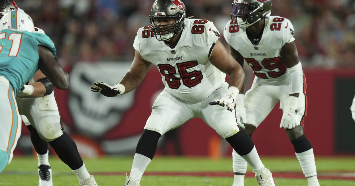 Former Grizzlies Cook, Ford land with new NFL teams; Toure turning heads - Vimarsana News