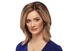 Ali Hoxie web.jpg
