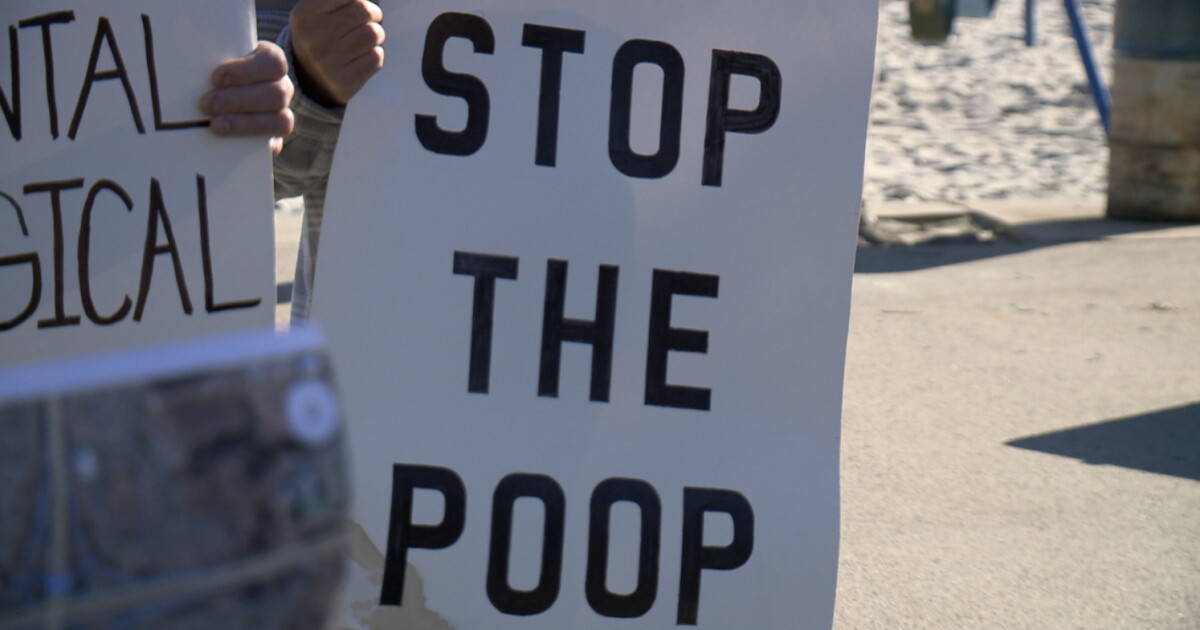 South Bay residents rally to voice frustration over ongoing Tijuana sewage issue - Vimarsana News