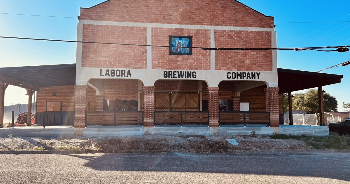 Mathis natives building brewery in century old cotton gin facility - Vimarsana News