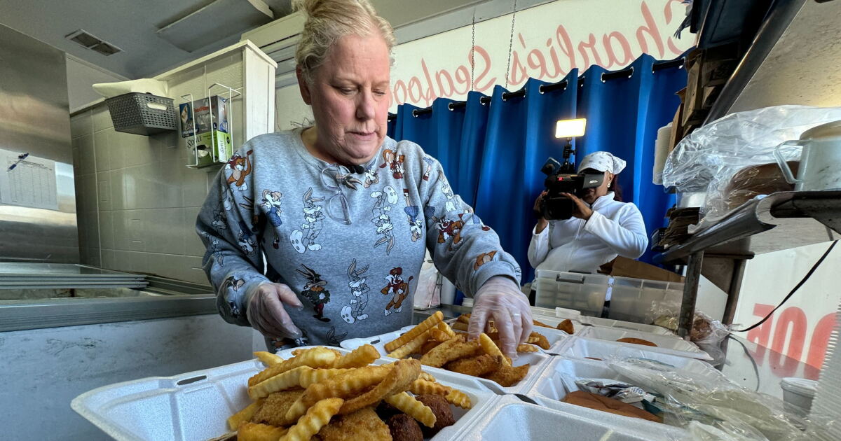 A new era begins for iconic Lexington seafood restaurant - Vimarsana News