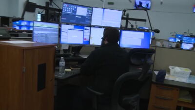 911 dispatcher