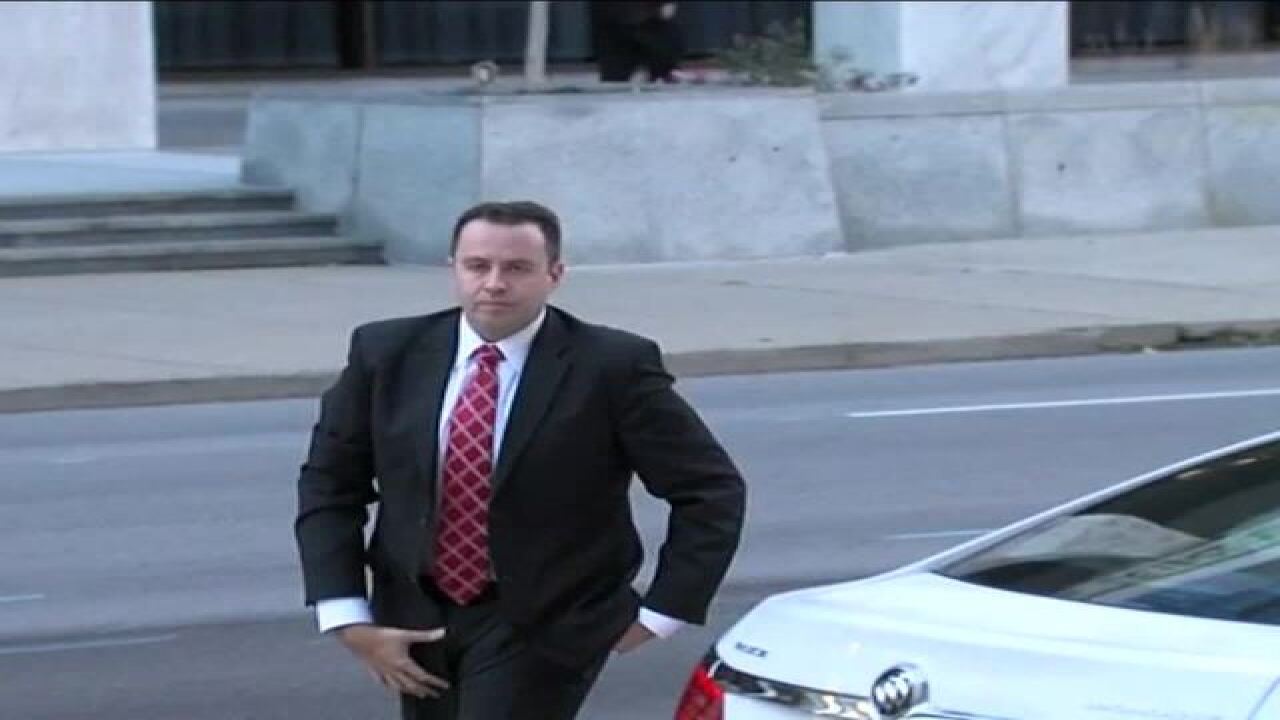 FOLLOW LIVE: Jared Fogle sentencing