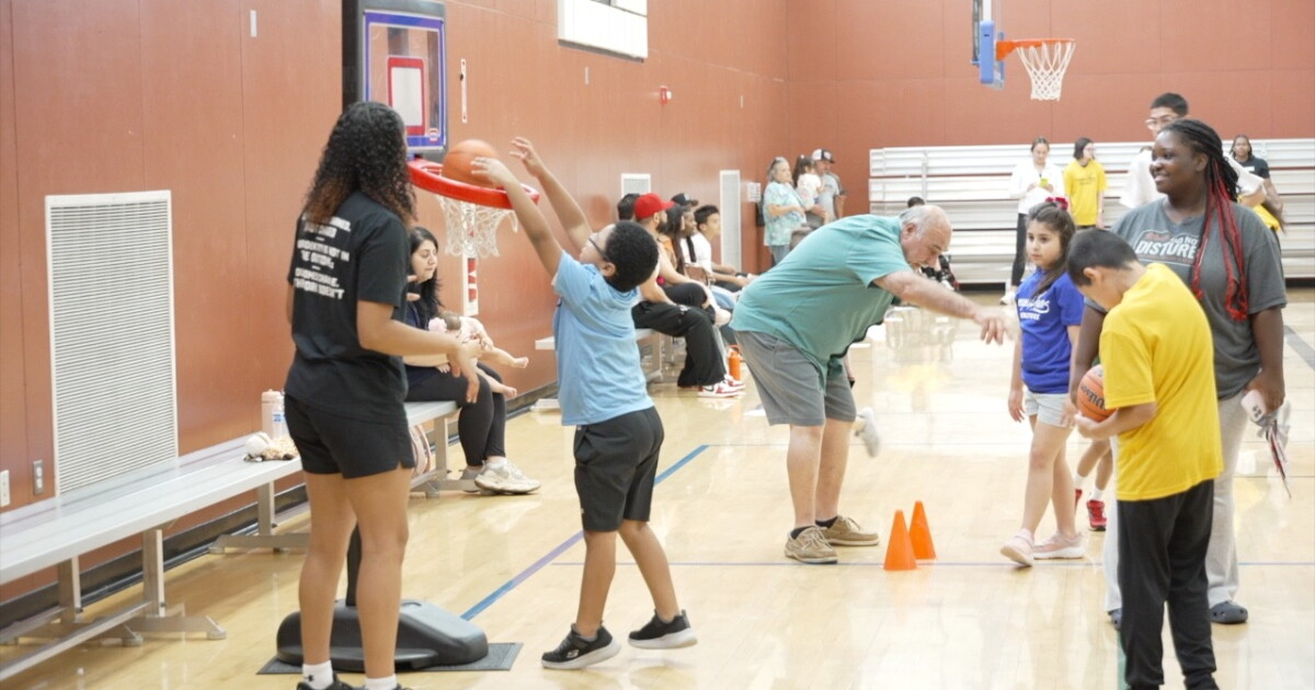 League of Dreams tips off 2026 basketball season with more than 140 athletes, new mascot