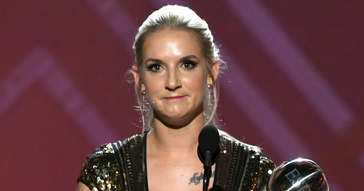 Former Colorado Marine Kirstie Ennis Wins Espy Award For Service Kirstie Ennis Espie Awards 2022