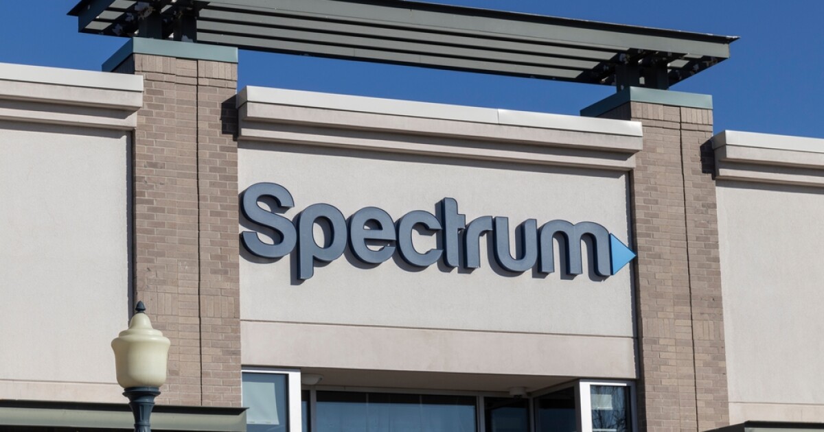 Spectrum says primary, backup network cables cut, causing outage Spectrum says primary, backup network cables cut, causing outage