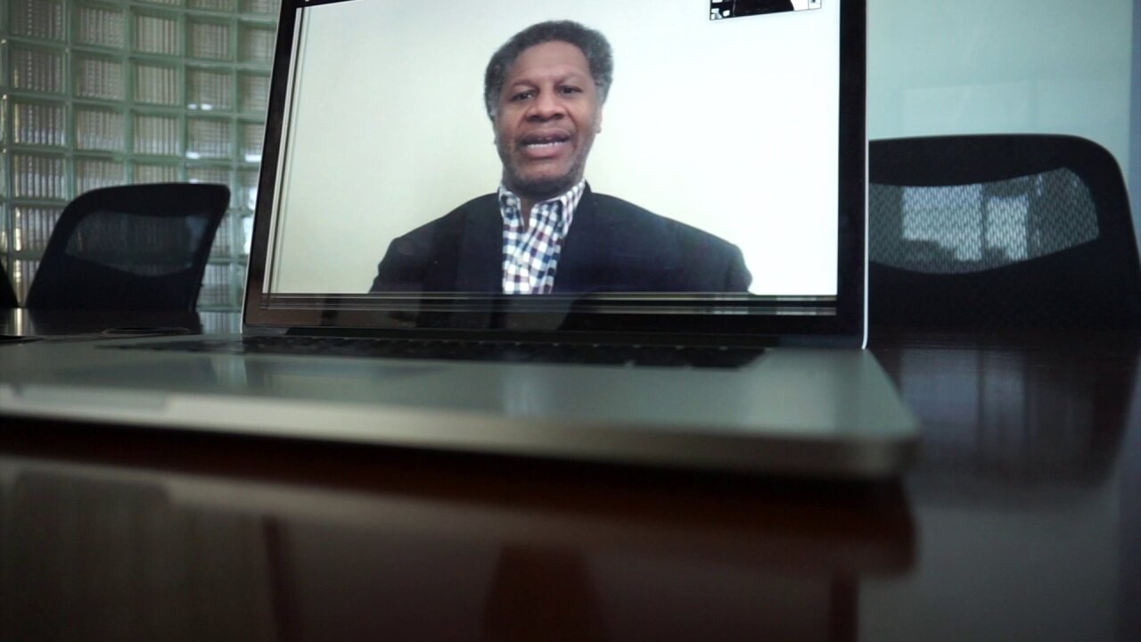 VCU Massey Cancer Center Director Dr. Robert Winn