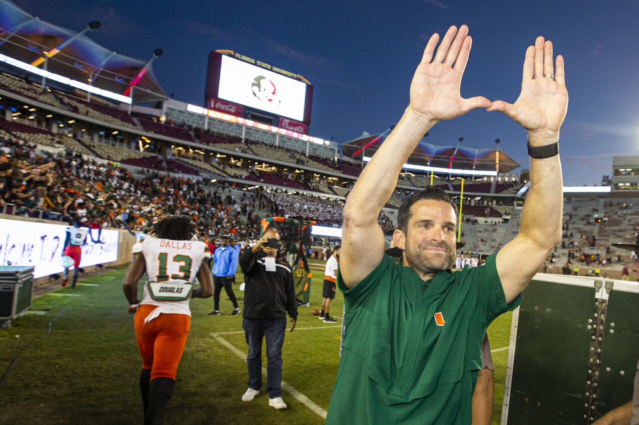 Manny Diaz flashes 'U' sign after 2019 Florida State-Miami game