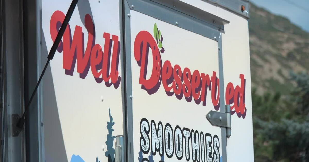 Smoothie truck visits firefighters after fighting Dugway Fire
