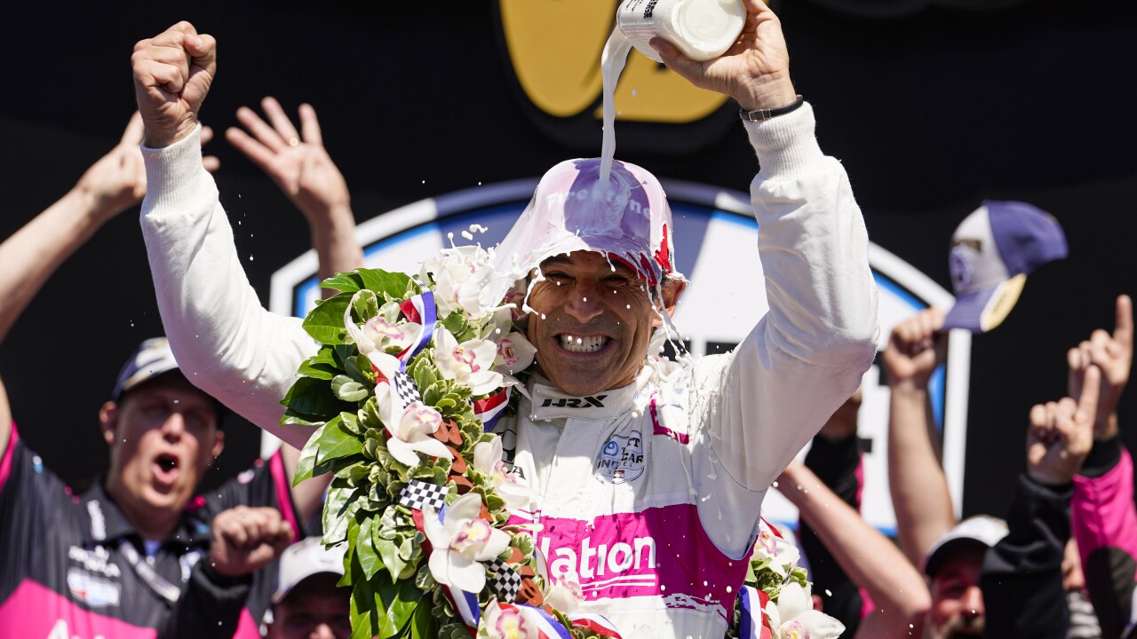 helio castroneves wins indianapolis 500 for 4th time