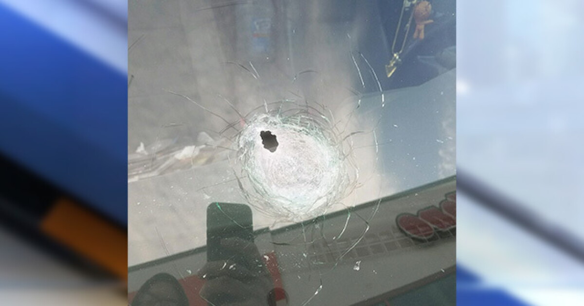 Windshield Gunshot Man driving through Lakewood has window shot out
