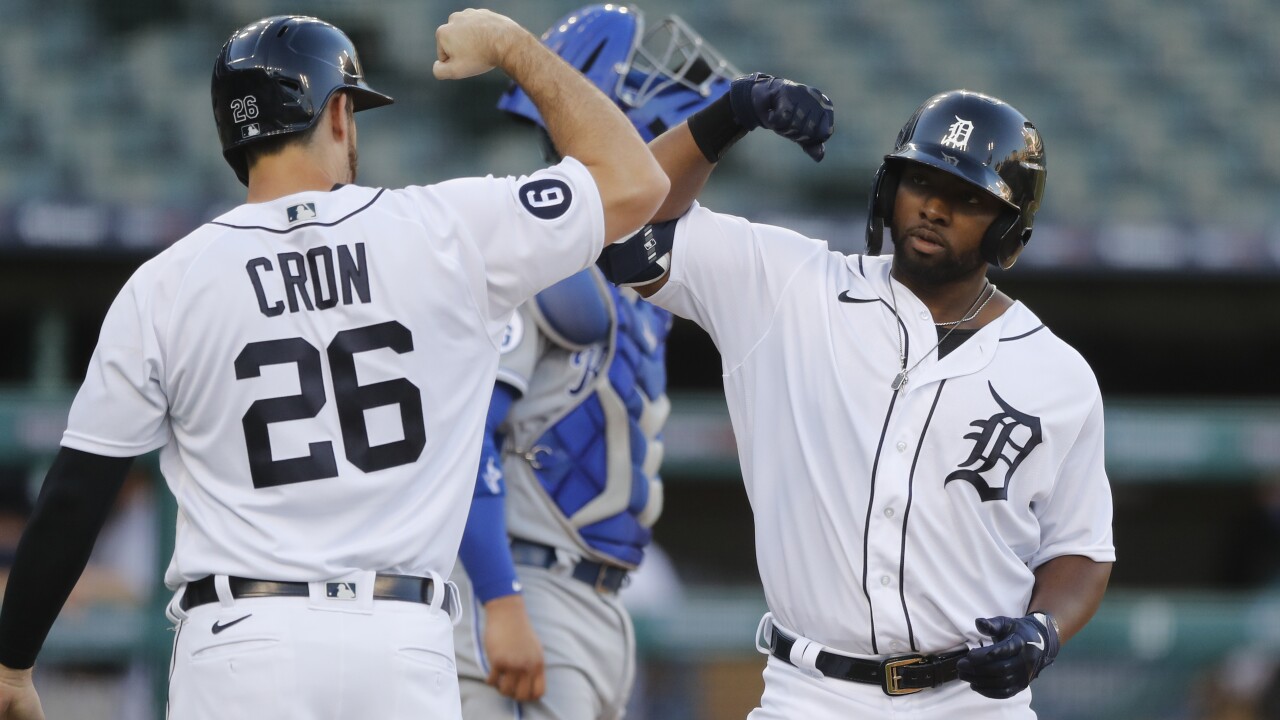 Schoop, Stewart power Tigers to win over Royals