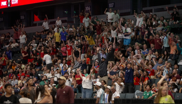 Spain fans cheering