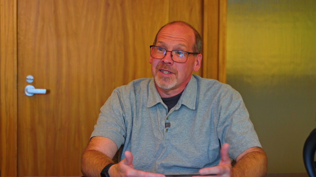 Chris Lounsbury
