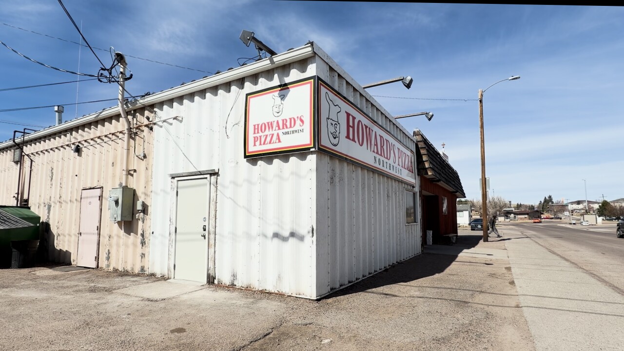 Howard's Pizza Northwest