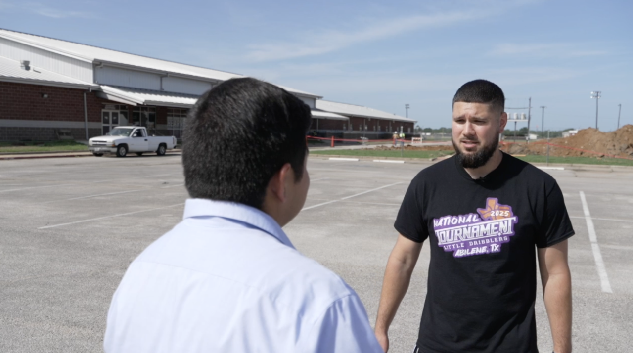 Historic Davis Gym demolition stirs memories for Hearne community