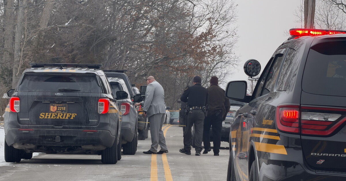 Court docs: Man who stabbed Butler County deputy also set ex's vehicle ...