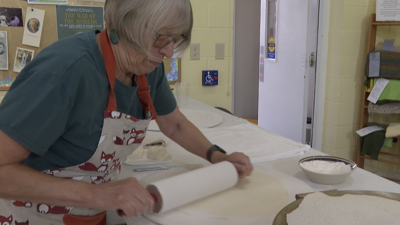 lefse lady.jpg