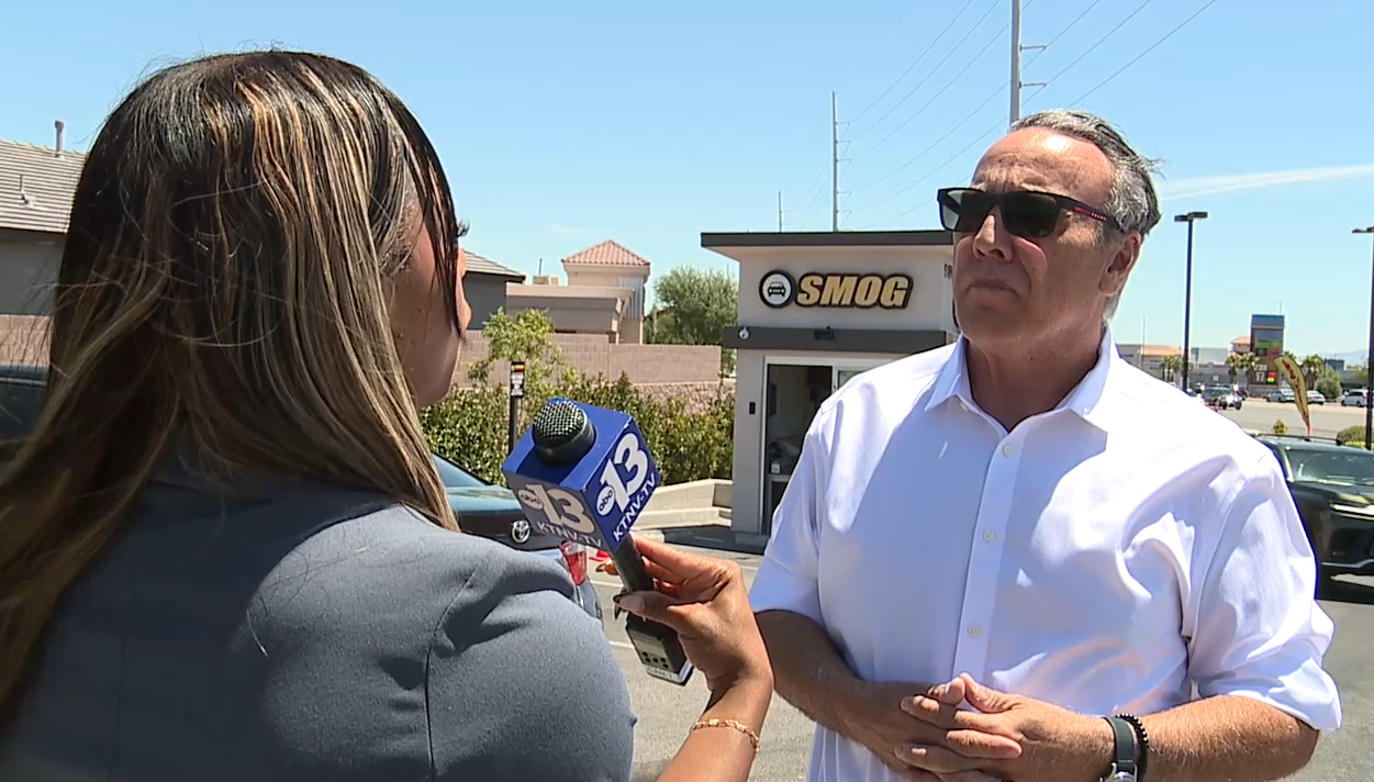 Las Vegas mother struggles after inflatable display damages car during windstorm