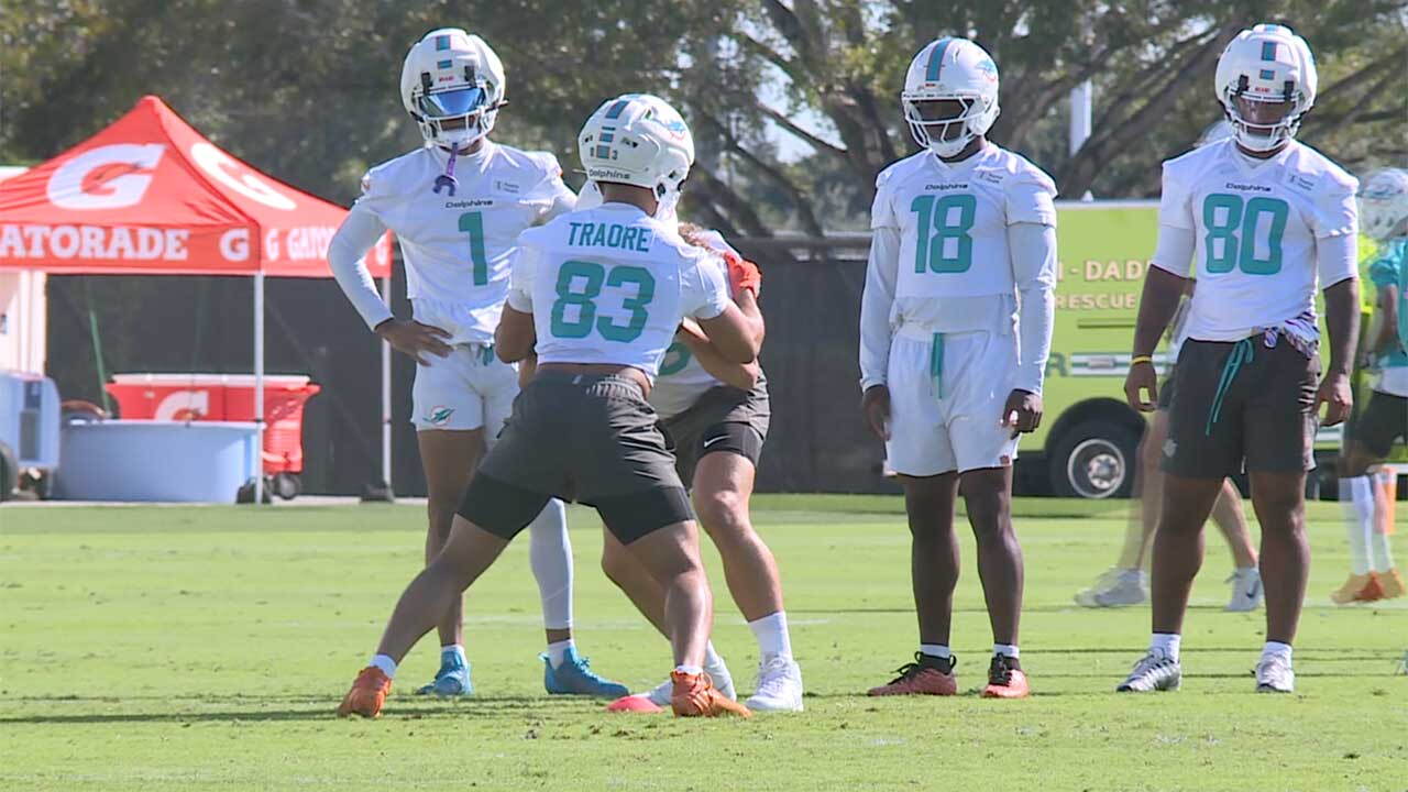 Miami Dolphins practice on Oct. 13, 2026