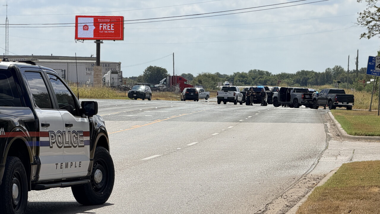 Belton IH36 mcdonalds murder suspect police activity