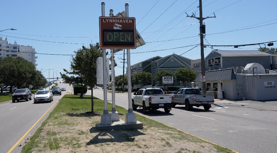 Virginia Beach installs signs to warn boaters when Lynnhaven Ramp is full