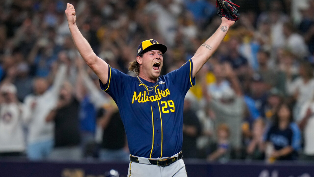 APTOPIX World Series Brewers Rays Baseball