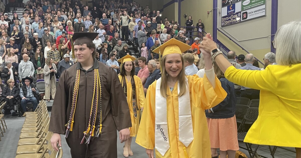 Helena Public Schools holds ceremony for the graduating class of 2025