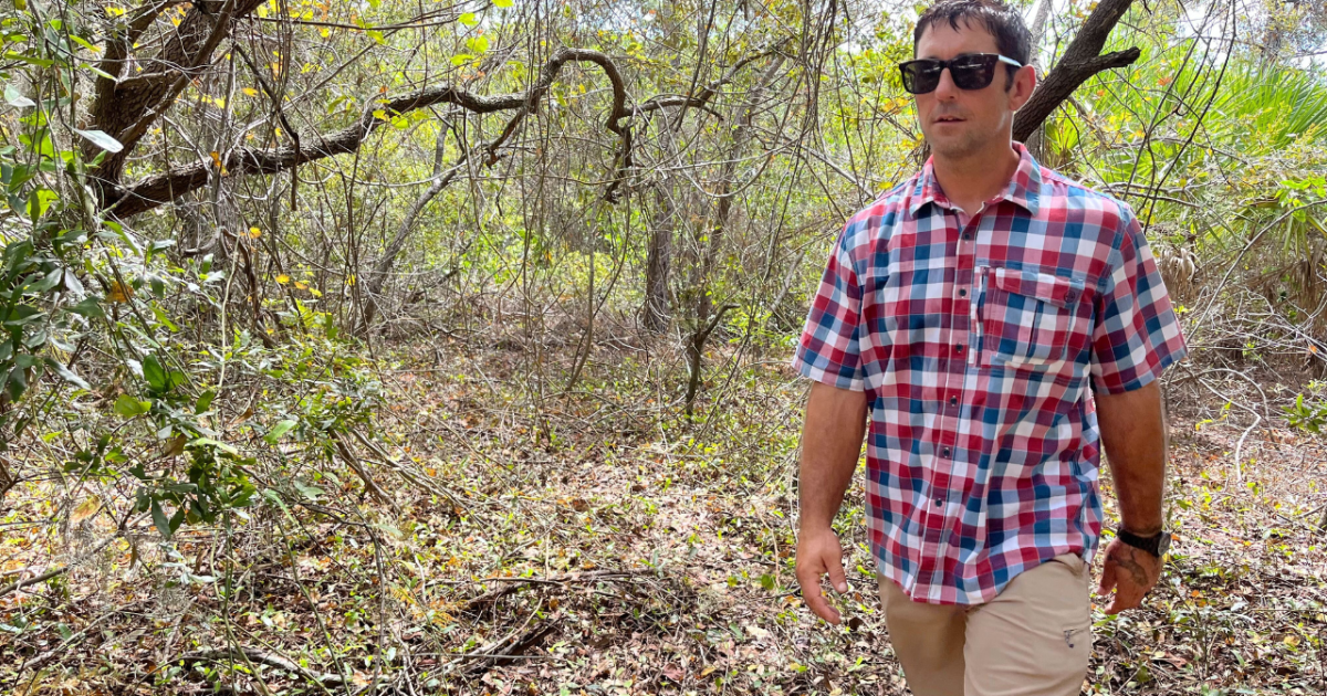 Local fitness trainer hikes to raise awareness of Parkinson's Disease - Vimarsana News