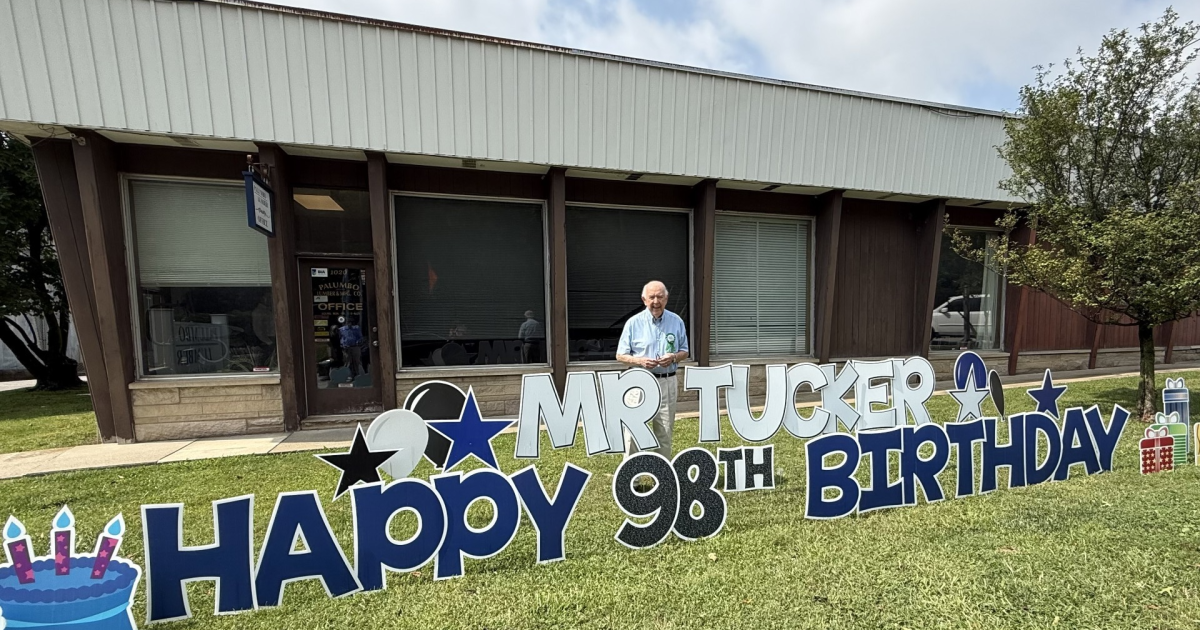 Lexington man celebrates 98th birthday and retirement after 70 years at Palumbo Lumber Company