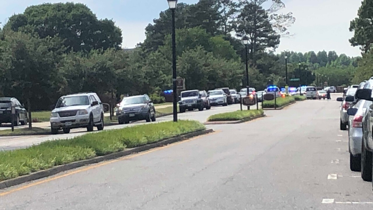 12 victims, shooter killed in Virginia Beach mass shooting