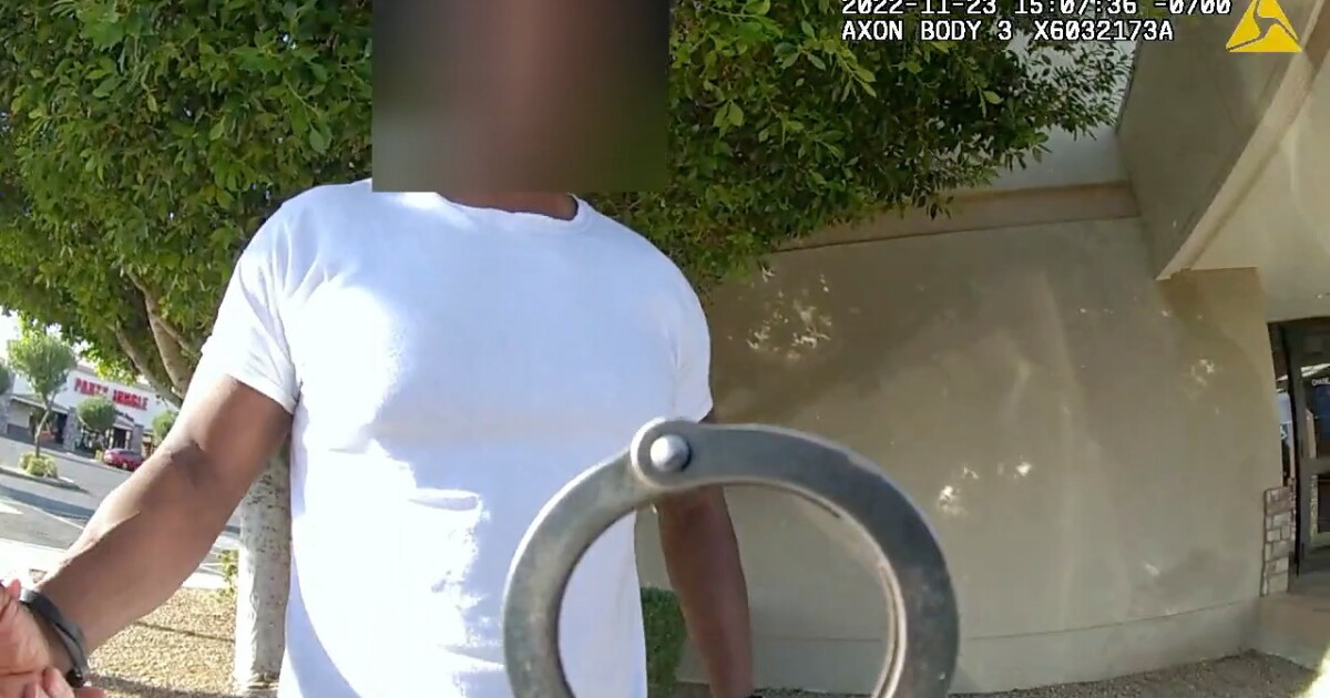 Phoenix reaches $100K settlement over officer's handcuffing of Wall Street Journal reporter