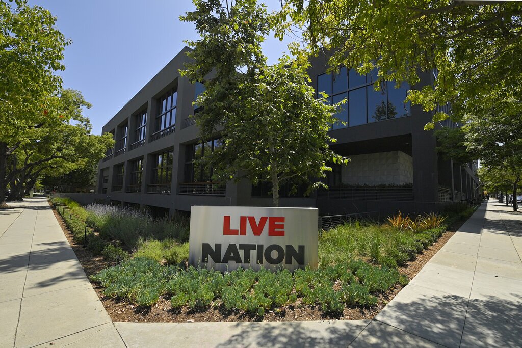 Racial Injustice Nightclub Buddhas