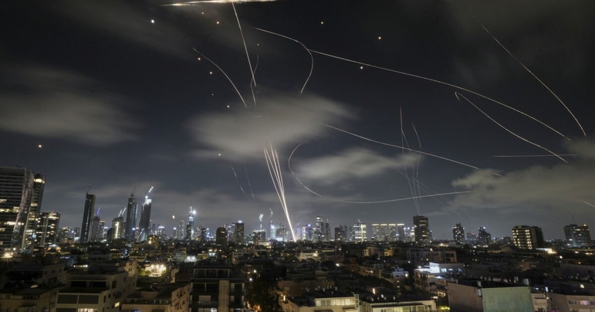 New Israeli strikes hit Tehran as Iran warns that U.S. involvement would ...