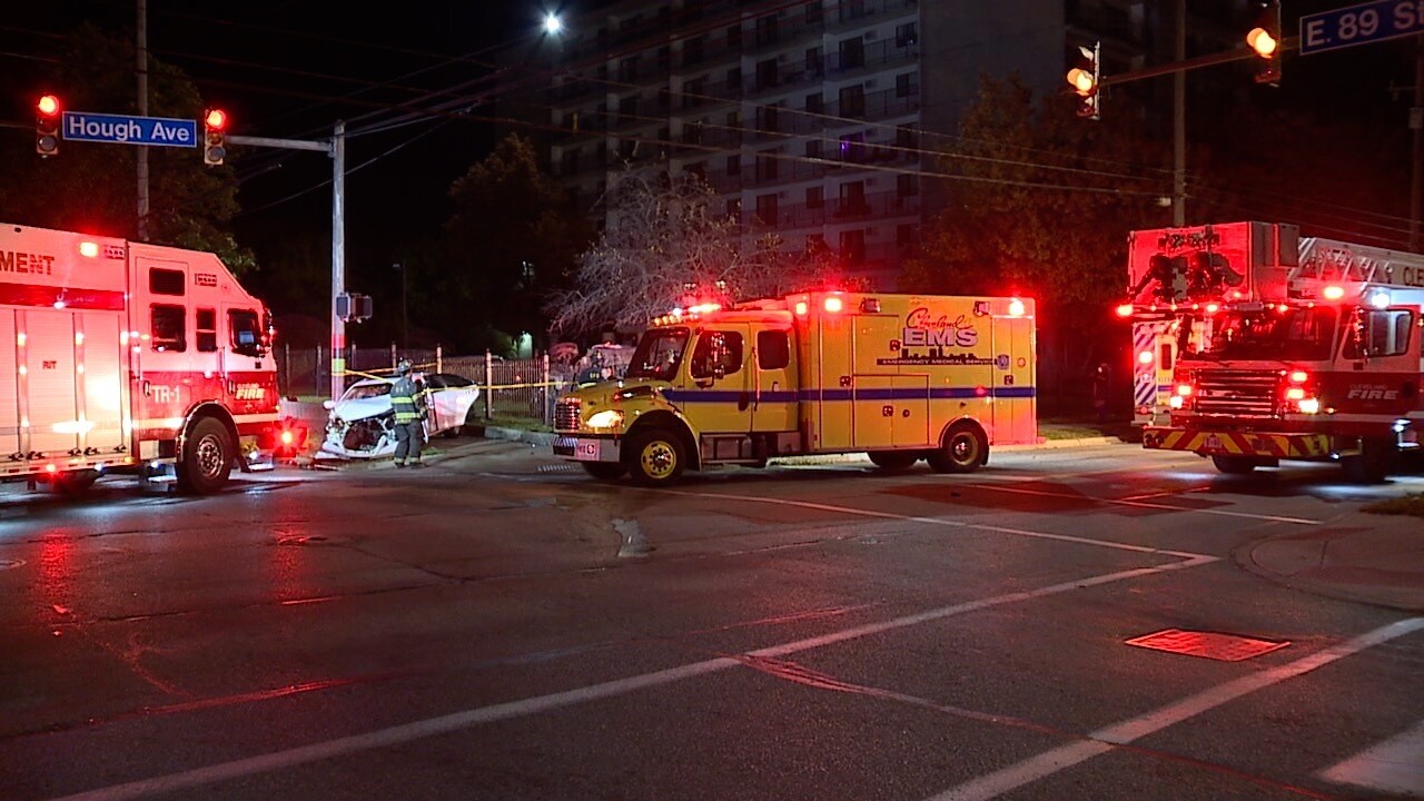 E89 Hough crash 1.jpg