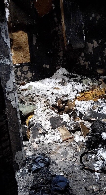 LINDSEYS BEDROOM BURNT.jpg