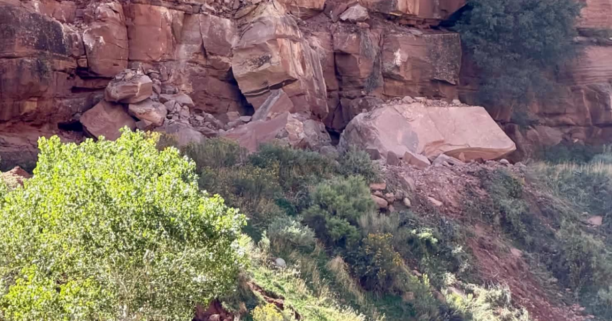 Rockfall closes major road through Zion National Park