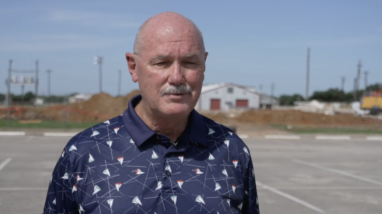 Historic Davis Gym demolition stirs memories for Hearne community