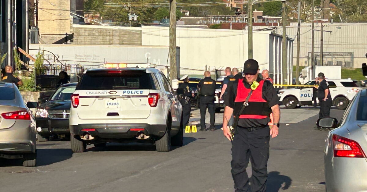 CPD: 1 killed, another injured in West End shooting