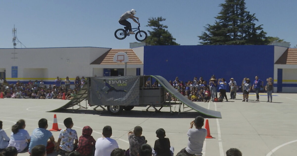 BMX team brings message of perseverance, teamwork to elementary schools - Vimarsana News