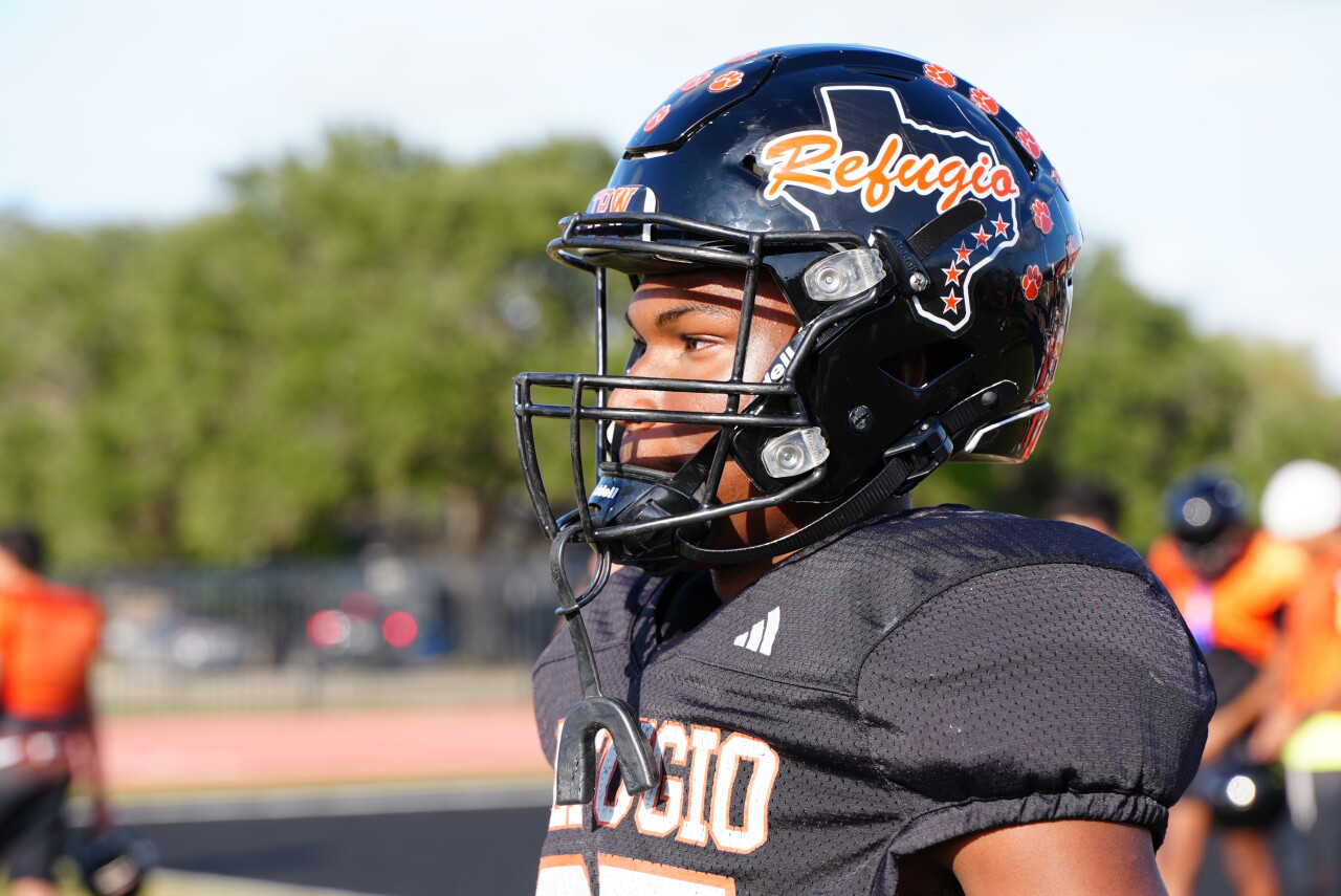 Refugio junior running back Daelan Edwards