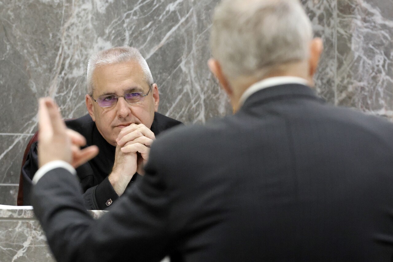 Judge Martin Fein listens to Assistant State Attorney Steven Klinger during pre-trial hearing for Scot Peterson, May 22, 2023