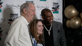 Deion Sanders inspires crowd as keynote speaker at annual Hoffman Hospice fundraising event