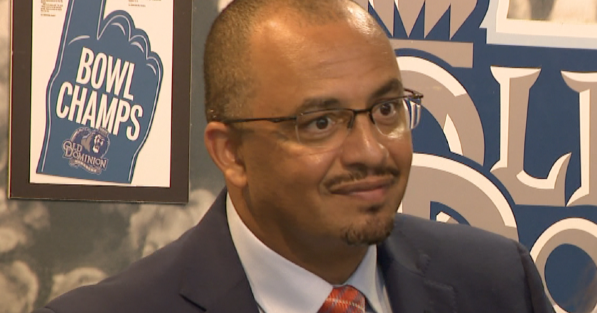 UVA's Elliott visits Norfolk Sports Club as jamboree's keynote speaker