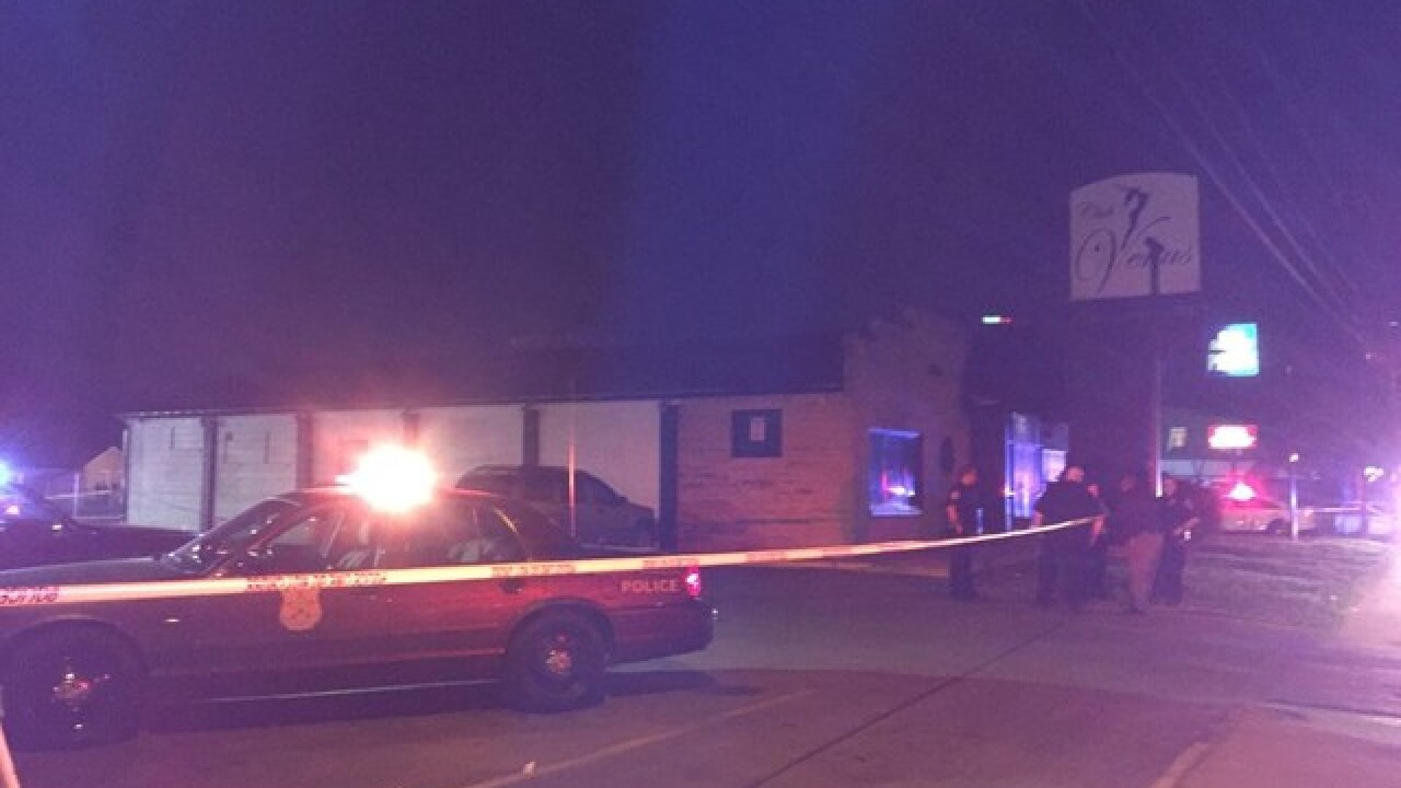 TIMELINE: 15 shot, 6 killed in deadly weekend