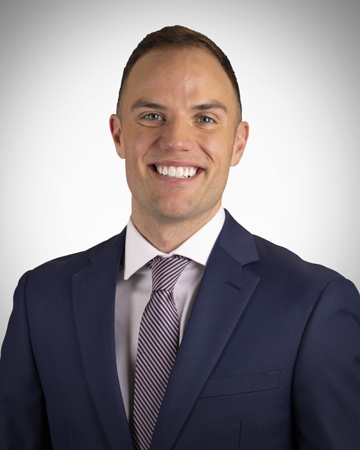 Elliot Grandia 8x10.jpg