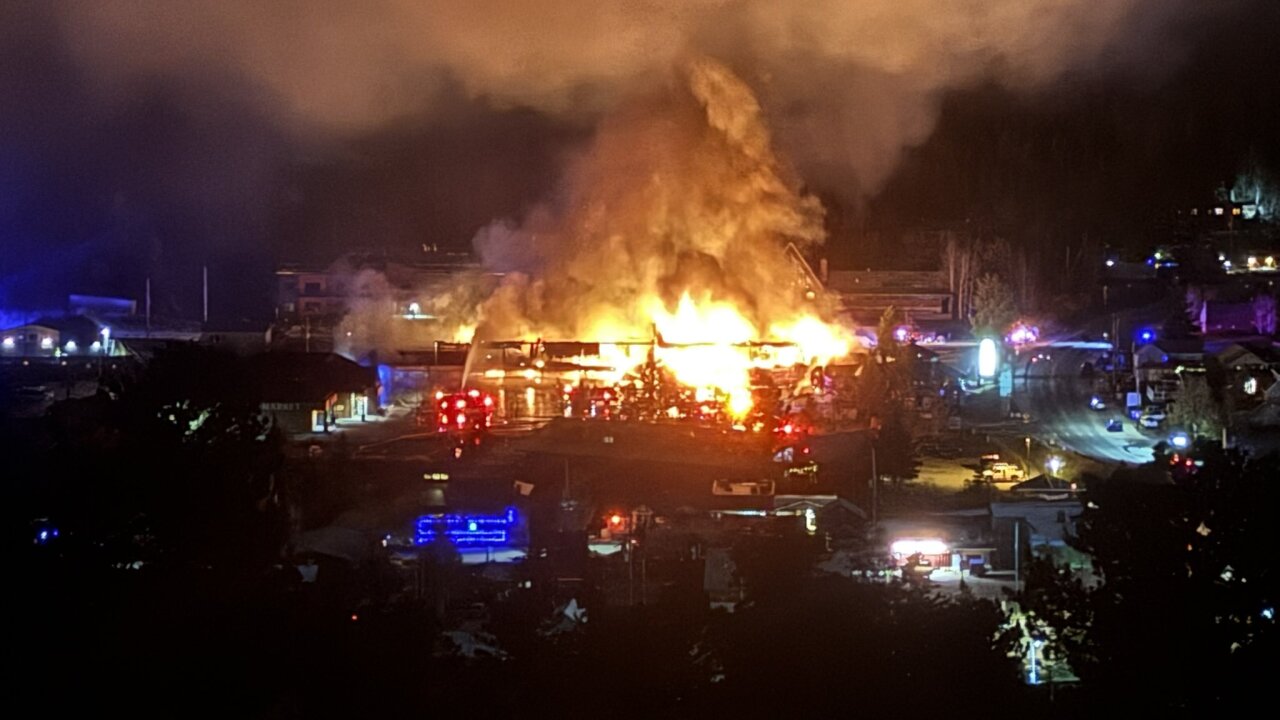 Caribou Village Shopping Center Fire.jpeg